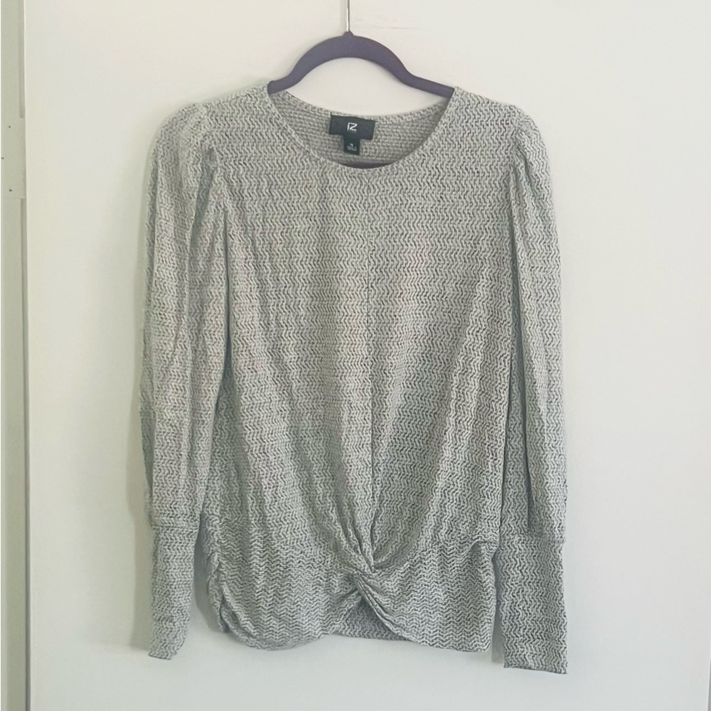 Iz Byer Gray Knit Puff Shoulder Twist Front Long Sleeve Top | Size Medium